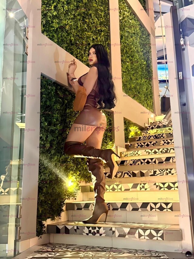 FOTOS DE CALIENTE Y FANTACIOSA VERGUDA INTER VEN A DESLECHARTE CON ESTA MUÑEQUITA