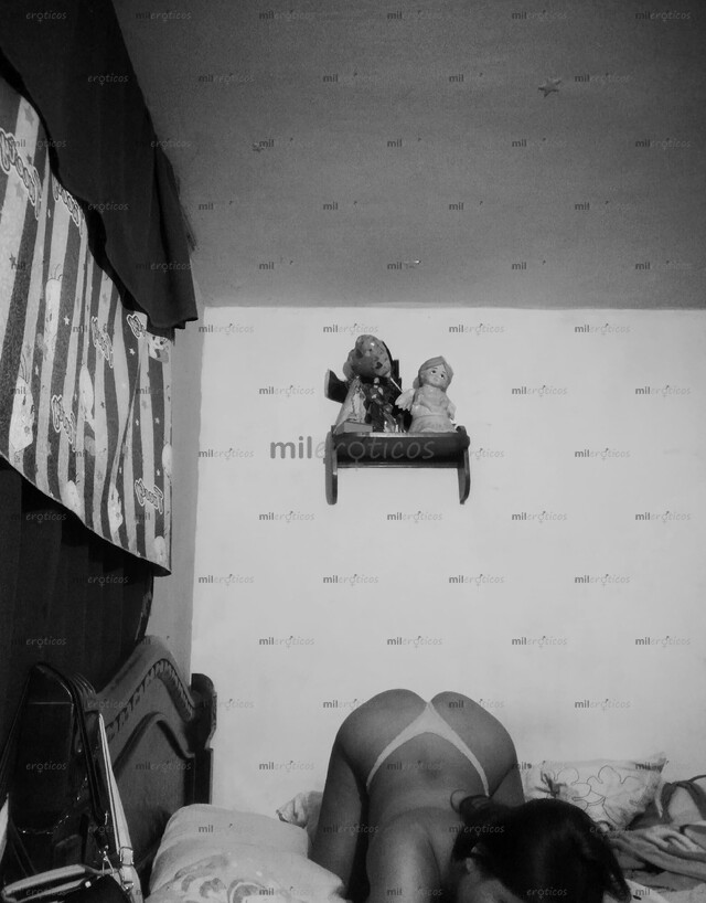 FOTOS DE MORENITA, TETONA Y BONITA PUESTA PARA TI