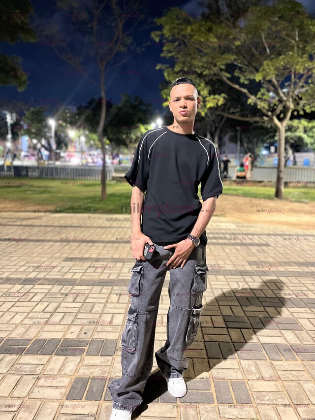 FOTOS DE PRIMERA VEZ 19 AÑOS ACT VERGON LECHERO PRIMERA VEZ EN TU CIUDAD