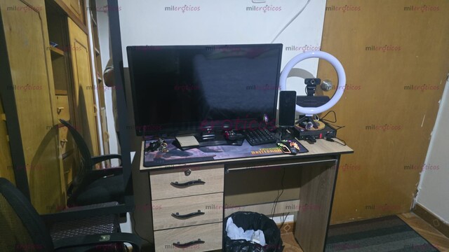 FOTOS DE ESTAMOS BUSCANDO CHICAS QUE TRABAJE EN NUESTRA CASA DE CITA..