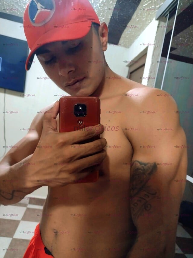 FOTOS DE TU CHAKAL SCORT DE 32 AÑOS CON 22 DE HERRAMIENTA GARANTIZADOS
