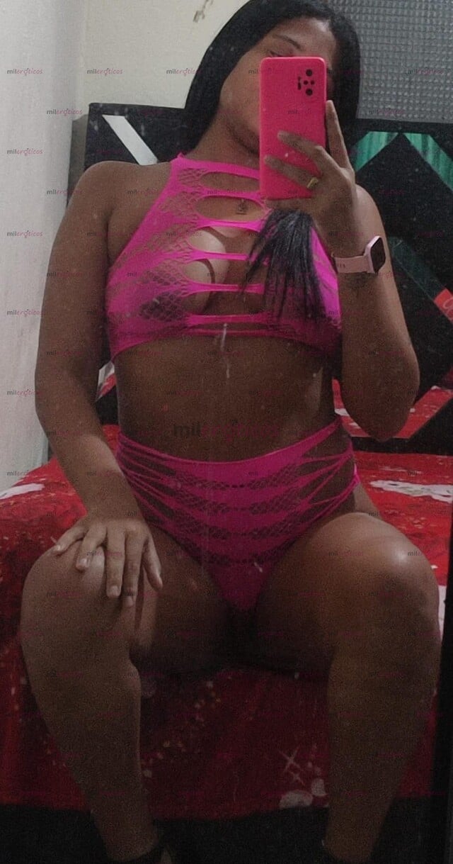 FOTOS DE TU CULONA FAVORITA REGRESO VEN A VISITARME UN RICO ORAL