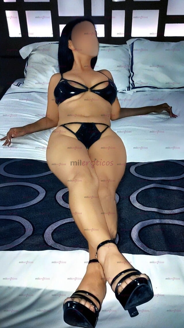 FOTOS DE CONOCE A LA SENSUAL BRIANA FRANCO . CON SOLO 18 AÑOS, POSEE UN CUERPO PERFECTO,