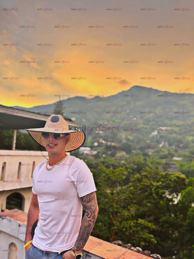 FOTOS DE 21CM DE VERGA CON VELLOS, SOLO PARA CULOS TRAGONES