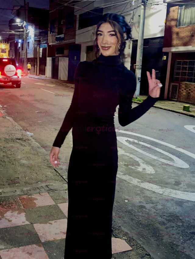 FOTOS DE UNA FLACA CANDENTE LISTA PARA CONOCERTE Y PASARLA RICO