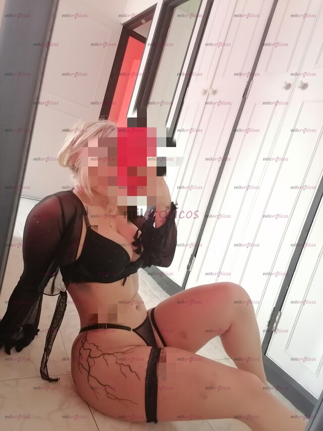 FOTOS DE IRIS HERMOSA UNIVERSITARIA NUEVA EN EL SECTOR Y EN EL SERVICIO