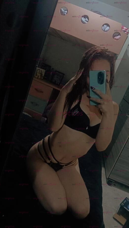 FOTOS DE TU FLAQUITA CARITA ANGELICAL DISPUESTA A. COMPLACERTE HASTA EN LO INIMAGINABLE