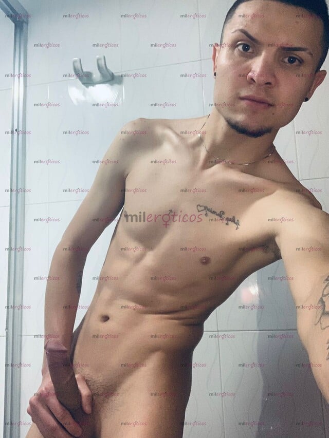 FOTOS DE CHICO JOVEN RECIÉN LLEGADO ALA CIUDAD DE BOGOTÁ VERSÁTIL ACTIVO