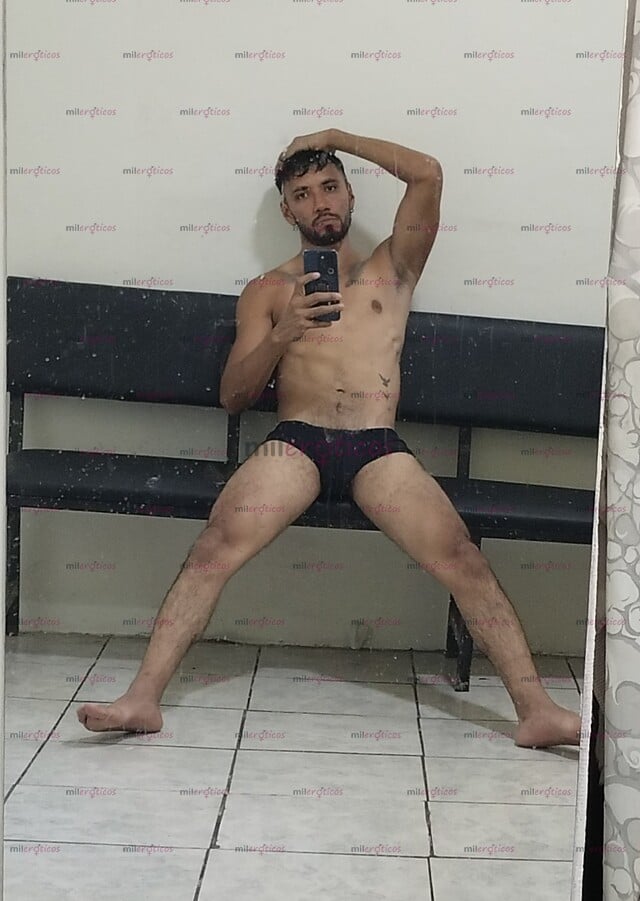 FOTOS DE MORENITO SUREÑO COMPLACIENTE DISPUESTO A LLEGAR A TUS MÁS PROFUNDOS DESEPLACERES