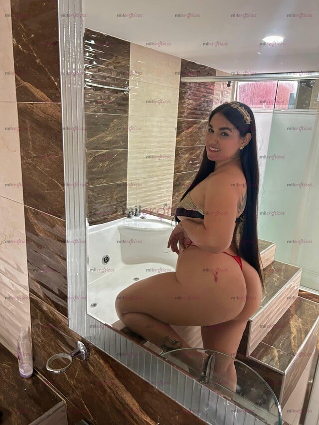 FOTOS DE VANESSA MOR CULONAA Y TETONA LISTA PARA HACERTE VIBRAR