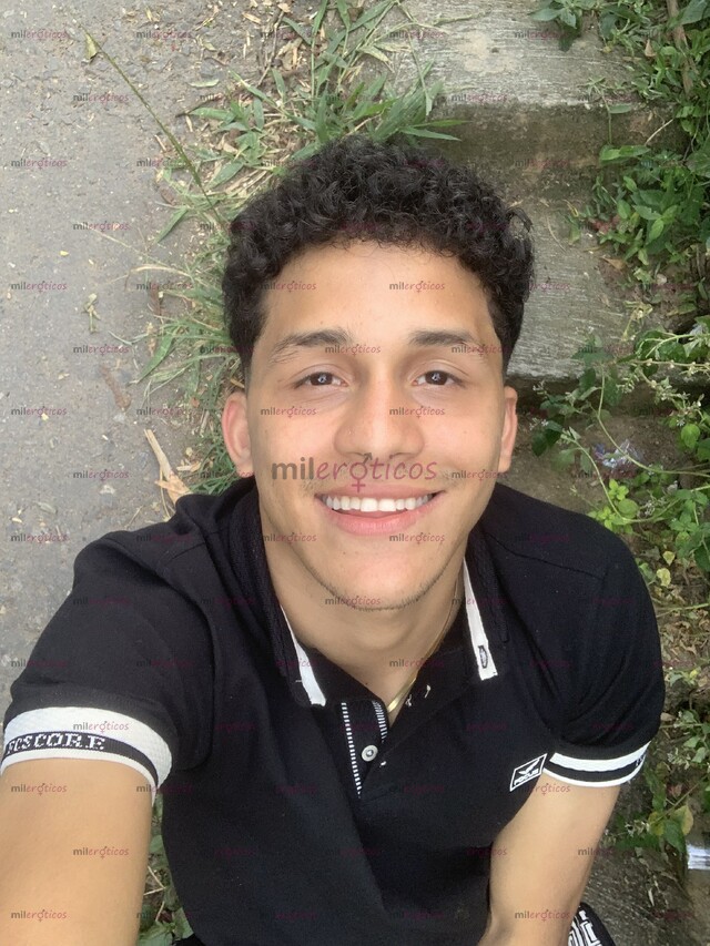 FOTOS DE ERICK CHICO RECIEN LLEGADO ALA CIUDAD DE ITAGUI