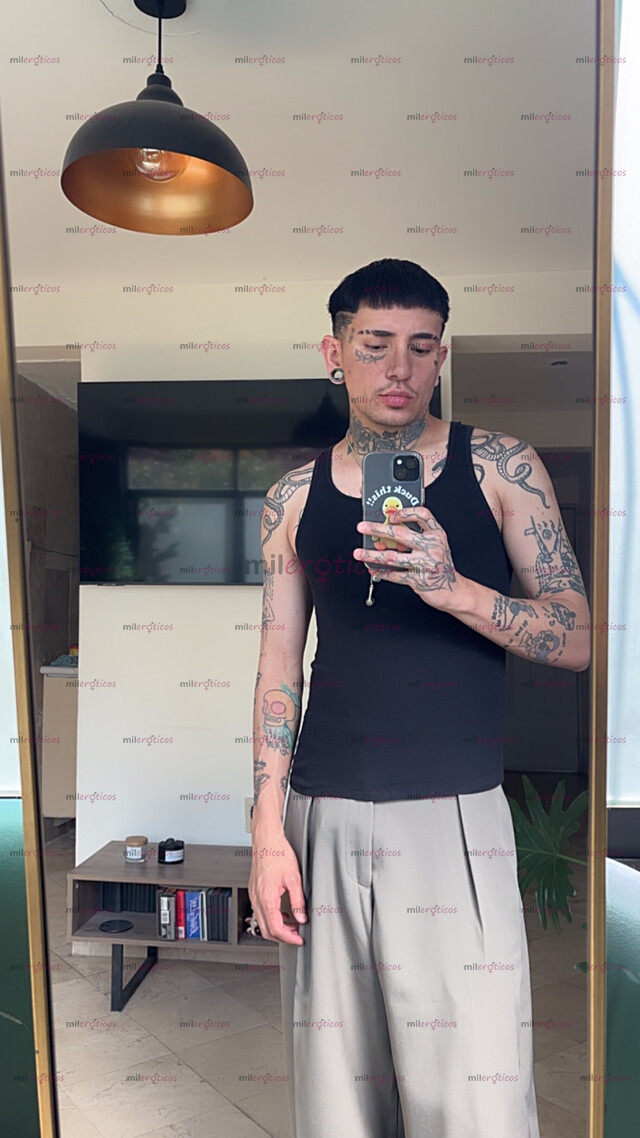 FOTOS DE CHACAL TATUADO ACTIVO DOMINANTE PARA SEXO INTENSO