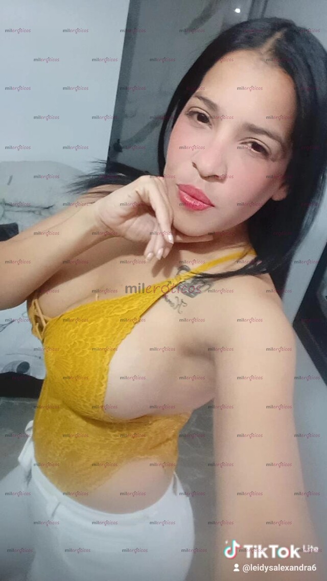 FOTOS DE POR PRIMERA VEZ EN TU CIUDAD PERRITA CACHONDA CON GANAS DE MUCHA VERGA