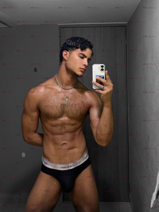 FOTOS DE MODELO CALIENTE DOTADO CON23 CM GRUESOS SERVICIO VIP