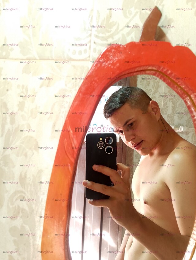 FOTOS DE CHICO JOVEN DE 22 AÑOS DISPUESTO A COMPLACERTE