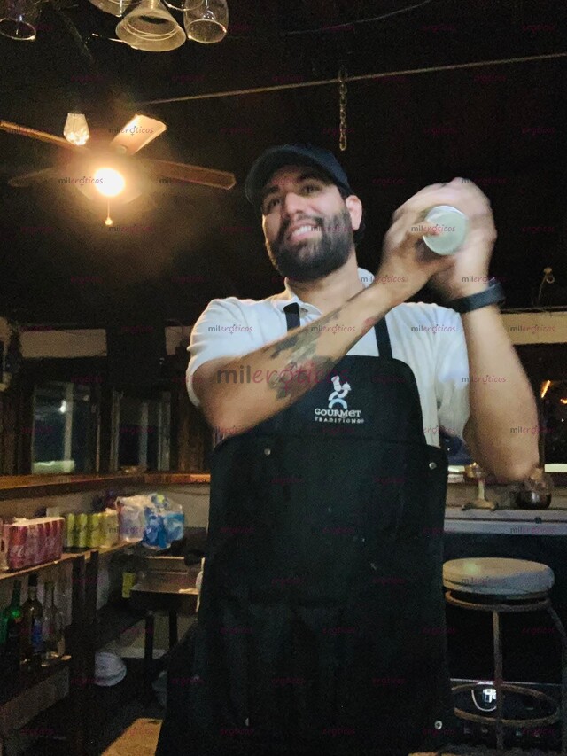 FOTOS DE CREATIVO CURIOSO AMOROSO DIVERTIDO SOCIABLE