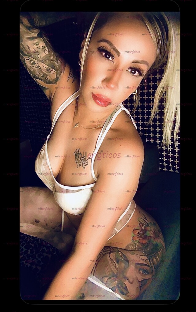 FOTOS DE SÚPER CERRADITA, TE ENCANTARÁ METERME LA LENGUA EN MI CULITO