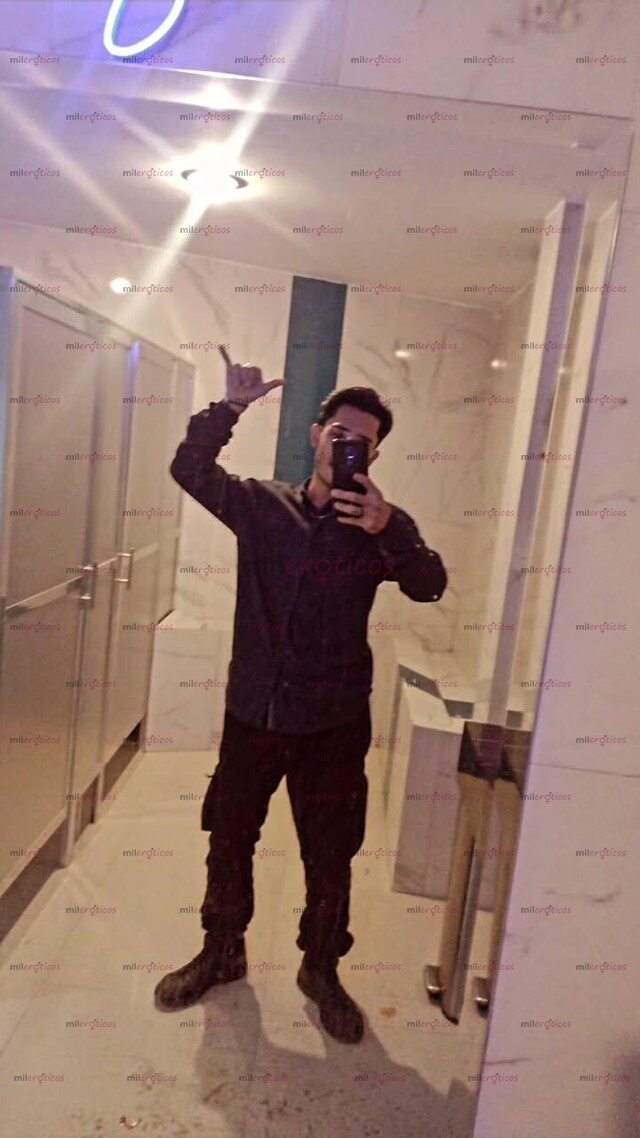 FOTOS DE BISEXUAL ATRACTIVO PARTICIPO EN TRIOS CUMPLIRE TUS FANTASIAS