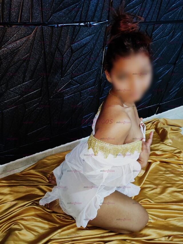 FOTOS DE SARA 22 AÑOS, MORENA DE CUERPO NATURAL . (NO SEXO)