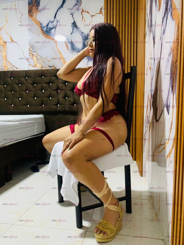 FOTOS DE RECIÉN LLEGADITA VEN TE HAGO EL AMOR .SOY UNA MAMAXITA BIEN SABROSA.PAPI..