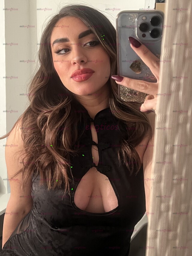 FOTOS DE REBECA MASAJISTA CON SERVICIO A DOMICILIO