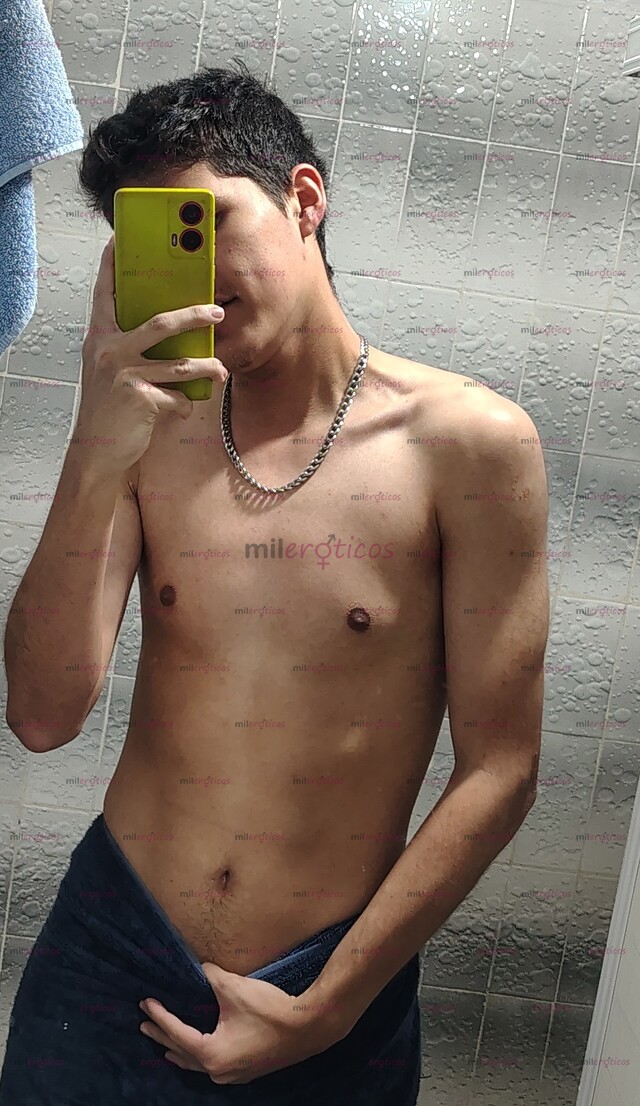 FOTOS DE EL TERCERO IDEAL PARA PAREJAS: DISCRECIÓN, HIGIENE Y PLACER TOTAL