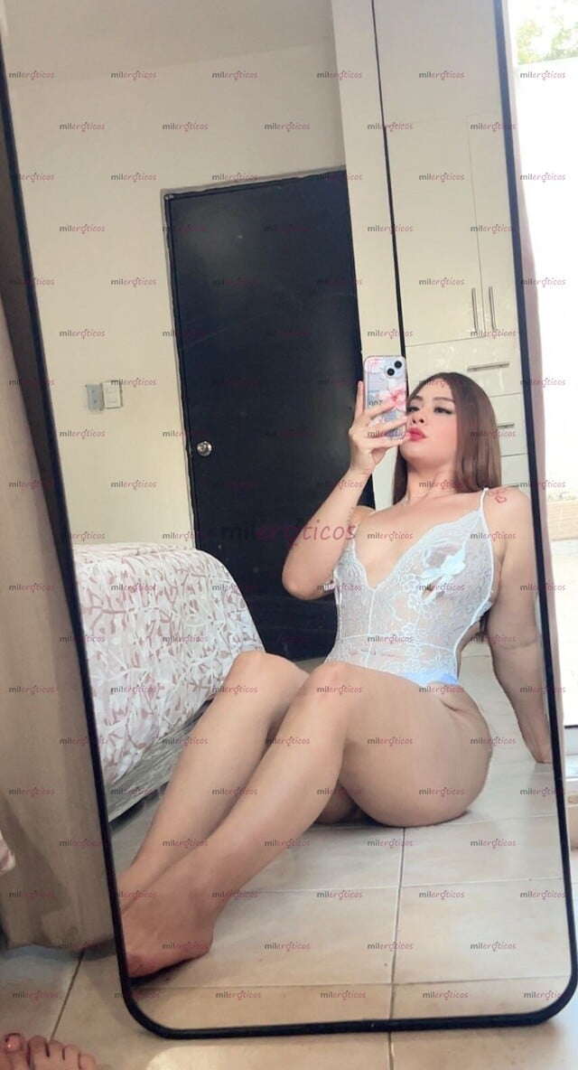 FOTOS DE ACTITUD NALGUITA TODA BONITA Y BIEN CACHONDA VAMOS A DARLE