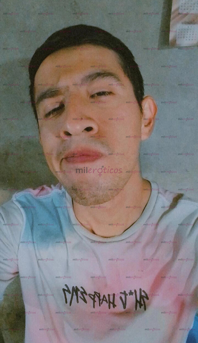 FOTOS DE BISEXUALES, HETEROCURIOSOS Y CASADOS BIENVENIDOS. LEE MI ANUNCIO ANTES.