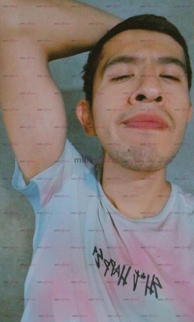 FOTOS DE BISEXUALES, HETEROCURIOSOS Y CASADOS BIENVENIDOS. LEE MI ANUNCIO ANTES.