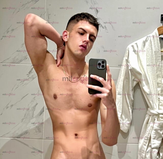 FOTOS DE ATLÉTICO MODELO UNIVERSITARIO MASCULINO SCORT