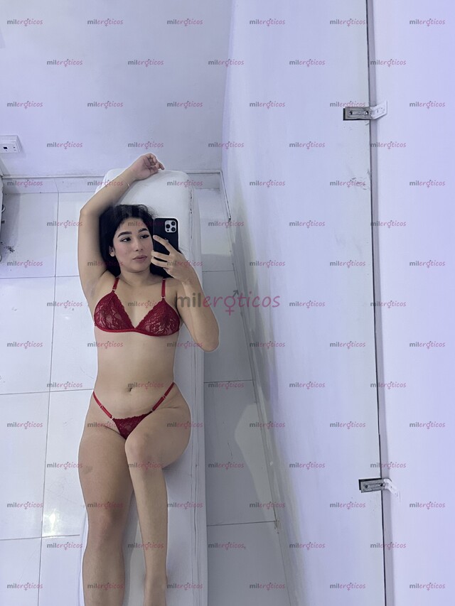 FOTOS DE HOLA AMOR SOY CAMILA, CON GANAS DE PASARLA BIEN CONTIGO Y HACERTE VENIR