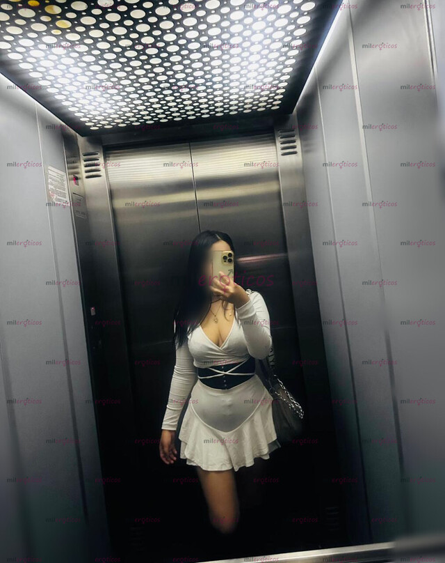 FOTOS DE PUTITA DE 19 AÑOS CACHONDA FLAQUITA TETONA Y JOVENCITA