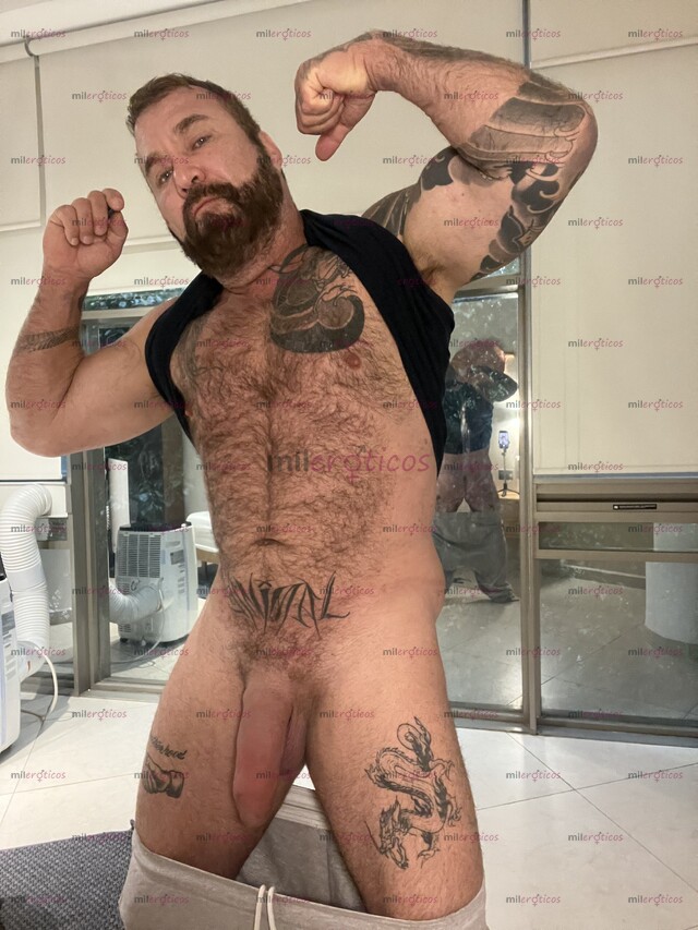 FOTOS DE ESCORT BISEXUAL XXL DOTADO DE VISITA MADURO DADDY