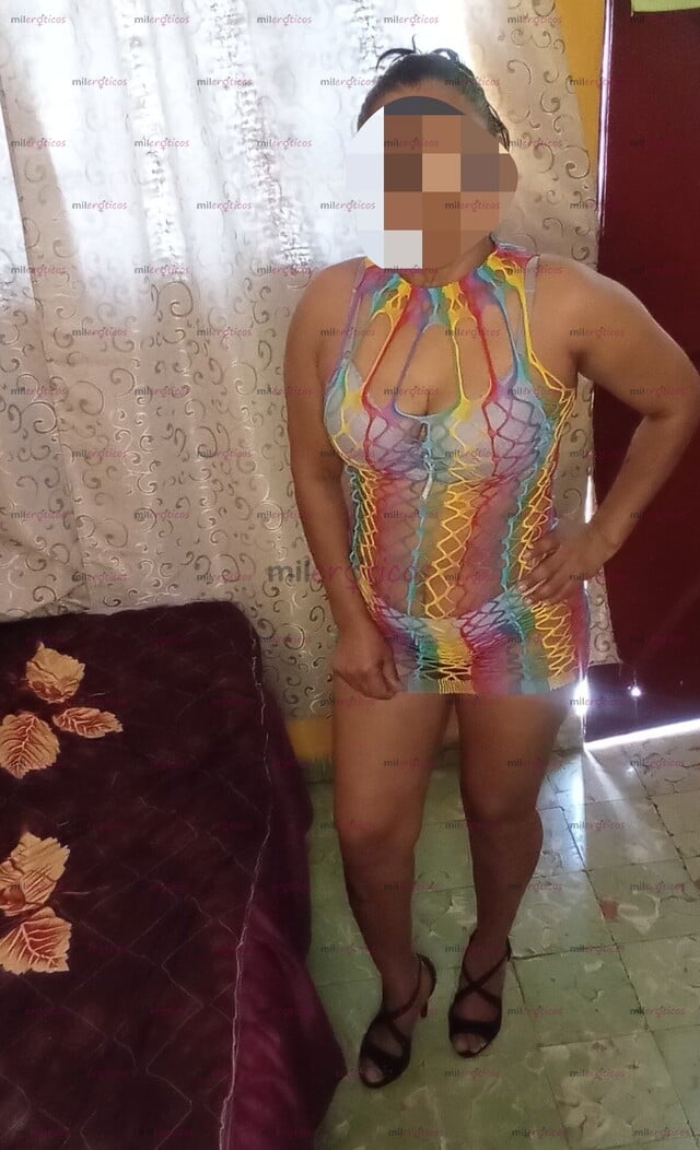 FOTOS DE SERVICIO $300 $300 $300 $300 SERVICIO BÁSICO DE LA CINTURA PARA ABAJO $300 $300