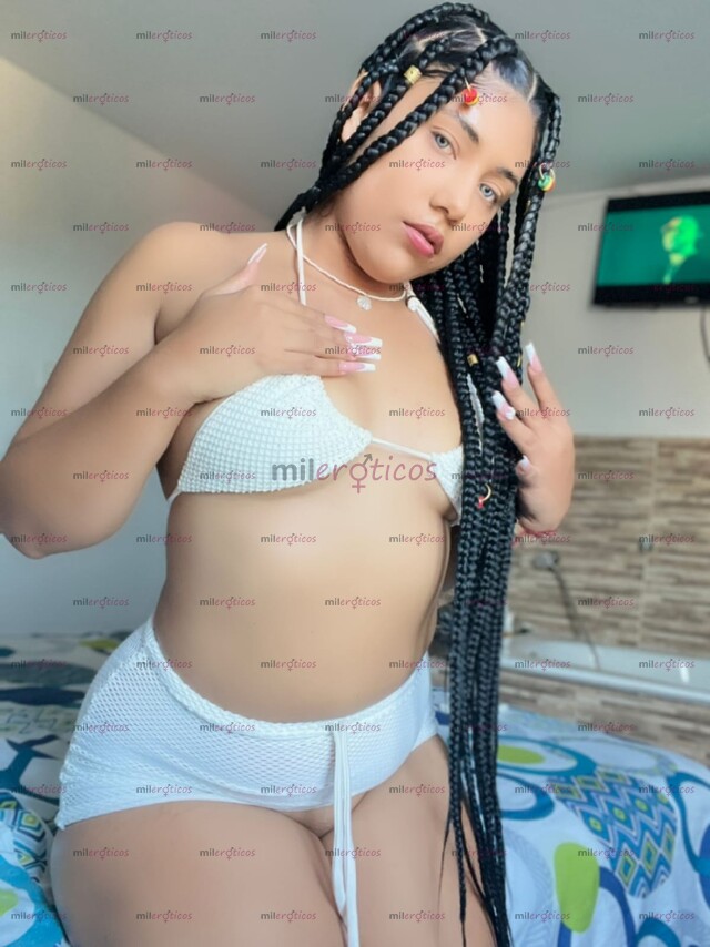 FOTOS DE COSTEÑA NALGONA NATURAL, CARIÑOSA MUY TRAVIESA EN LA CAMA CULITO APRETADITO AMOR