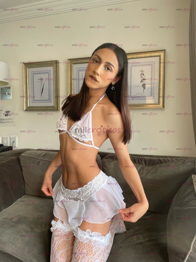 FOTOS DE ENGLISH!HERMOSA NIÑA TRANS INOCENTE PASIVA CON GANAS DE QUE ME SAQUEN MI LECHITA