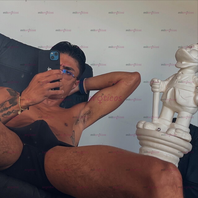 FOTOS DE MORENO ALTO DELGADO Y VERGON MUY LECHERO