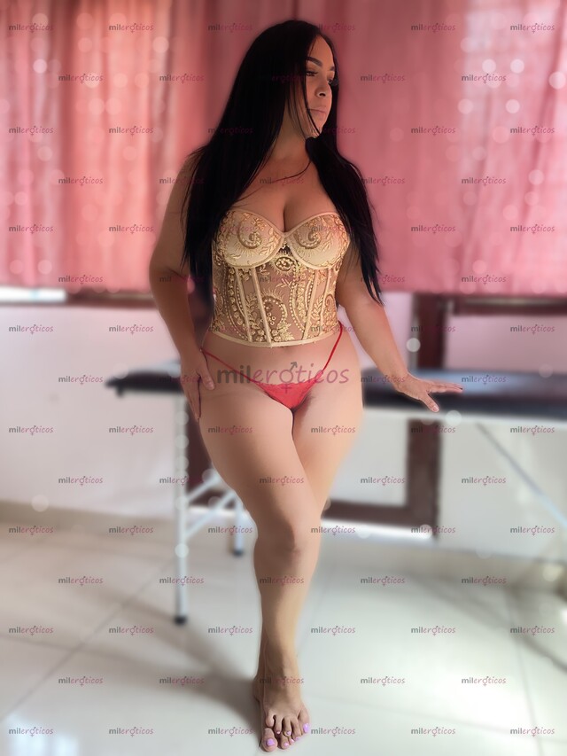 FOTOS DE ANGIE HERMOSA PELINEGRA CULONA ARDIENTE Y COMPLACIENTE