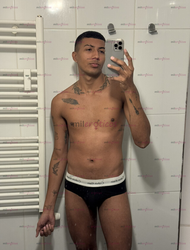FOTOS DE MODELO TOP CON BUENA HERRAMIENTA, MENTE ABIERTA Y CACHONDO DISPONIBLE 24 7