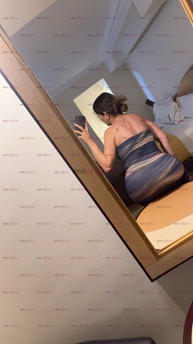 FOTOS DE CHICA TRANS CON BELLEZA ELEGANCIA Y SÚPER CACHONDA UNA VERDADERA PUTA