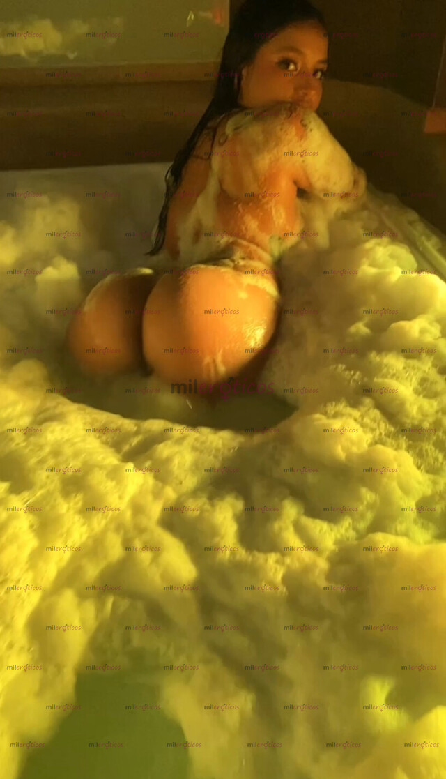 FOTOS DE BRIANA NUEVA EN EL AMBIENTE DE 19 SUPER CENSUAL