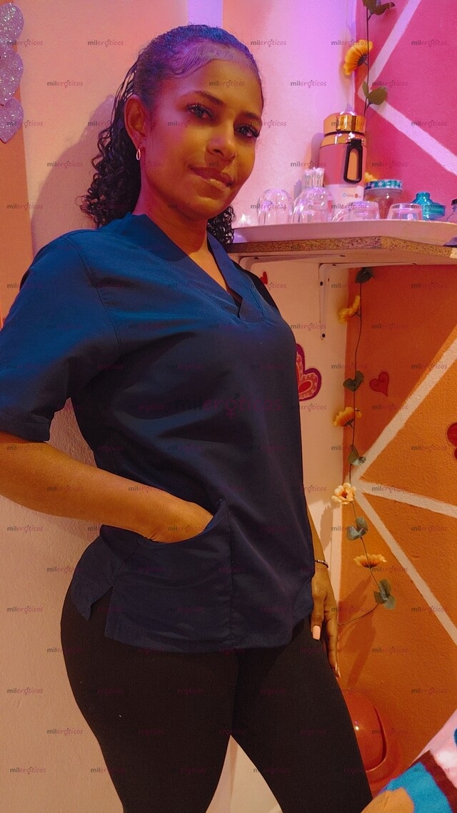 FOTOS DE SOLO SERVICIO DE MASAJE PROFESIONAL,CON SITIO ADECUADO PARA TU COMODIDAD