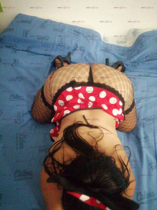 FOTOS DE CHAPARRITA NALGONA MUY CACHONDA COMPLACIENTE E HIGIÉNICA PARA QUE ME LAMAS TODA