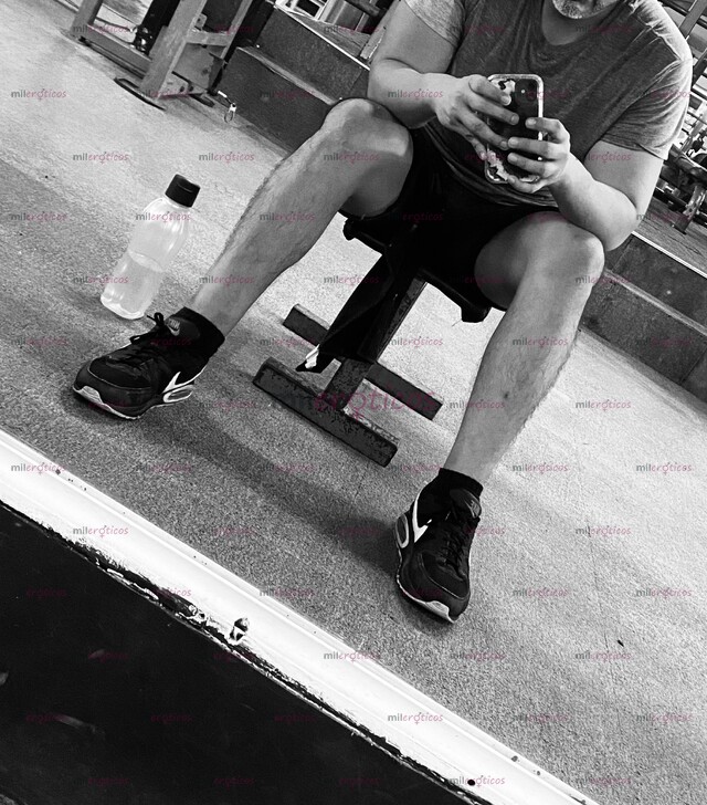 FOTOS DE JUST DO IT ! DOMBOY, BUSCANDO Y ESPERANDO ENCONTRAR