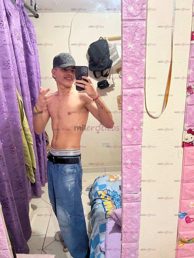 FOTOS DE MACHO SERIO CON BUENA DOTACIÓN DISPONIBLE PARA COMPLACERTE