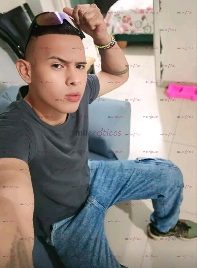 FOTOS DE TU MALANDRO IMDOMABLE CABRON BIXEXUAL ADICTO AL SEXO ÚNICO 100%REAL APT PRIVADO