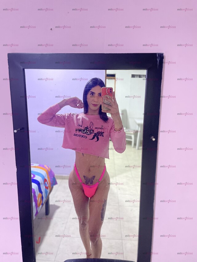 FOTOS DE UBICADA EN LAURELES FLACA LECHERA..ACTIVA ROMPO CULO.....DEME CULO