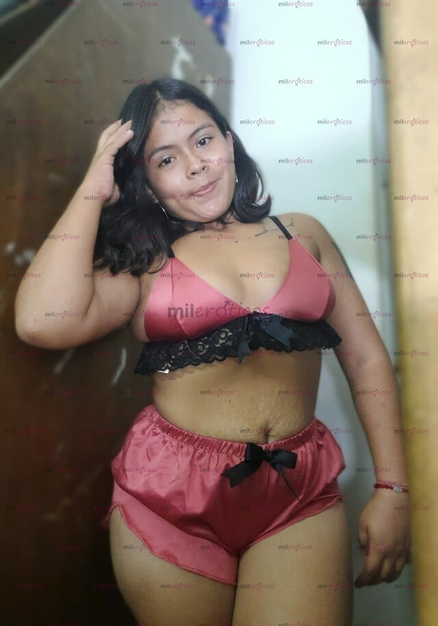 FOTOS DE VEN MIS AMORES Y DISFRUTA DE ESTA CHIQUITA RICA