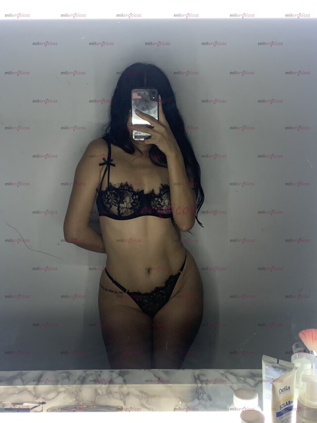 FOTOS DE BELLA JOVEN ESPRANDO POR TI , CUERPO DE GYM PELI NEGRA LARGO CON BUEN CULO