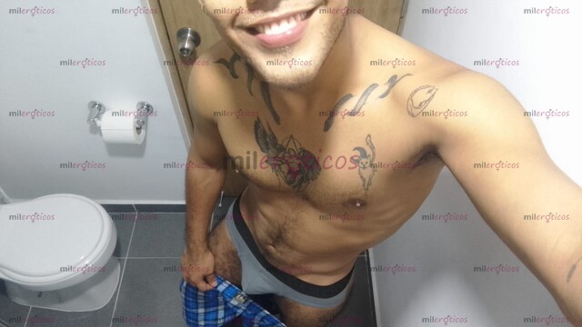 FOTOS DE JOVEN PELUDO VARONIL DE PASO, DISCRETO Y COMPLACIENTE.